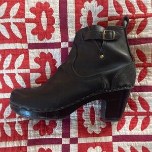 No. 6 Clog Boots